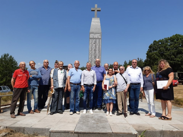 Възпоменателно тържество пред паметника в с. Луково на загиналите във войните