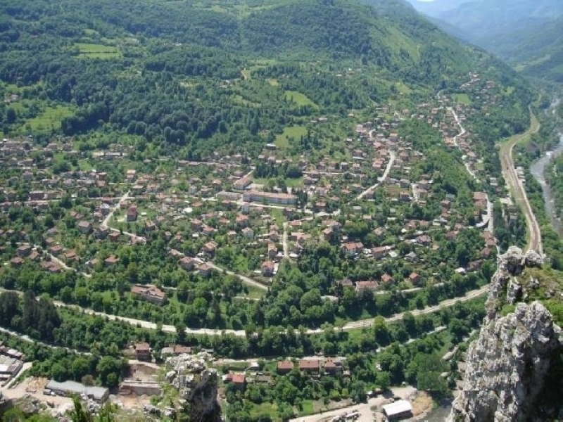  Стартира кампания за пролетно почистване в Гара Лакатник 